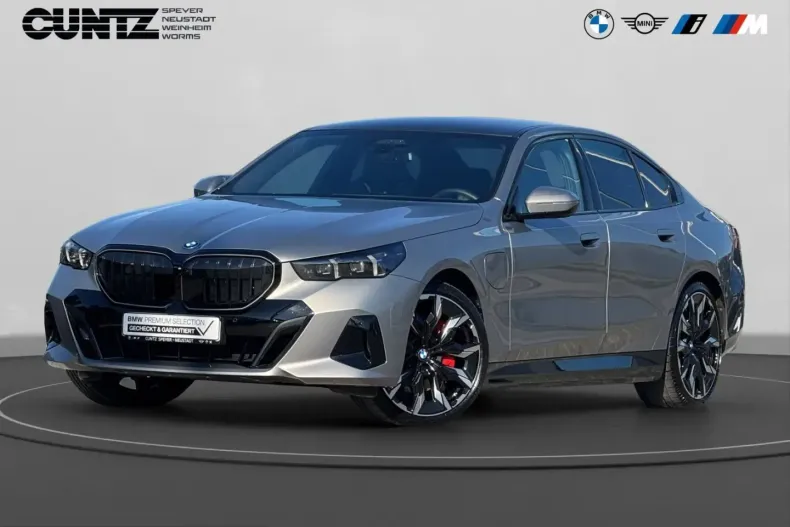 BMW 550 (Seria 5) din 2025 cu 17.154 km - oferta BMW253873 - foto 1