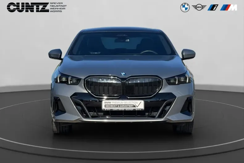 BMW 550 (Seria 5) din 2025 cu 17.154 km - oferta BMW253873 - foto 2