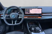 BMW 550 (Seria 5) din 2025 cu 17.154 km - oferta BMW253873 - foto 24