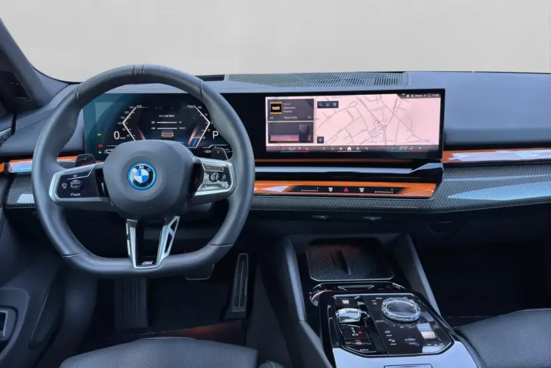 BMW 550 (Seria 5) din 2025 cu 17.154 km - oferta BMW253873 - foto 24