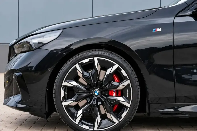 BMW 540 (Seria 5) din 2025 cu 53.800 km - oferta BMW253875 - foto 7