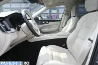 Volvo XC60 din 2023 cu 36.100 km - oferta VOL253876 - foto 2