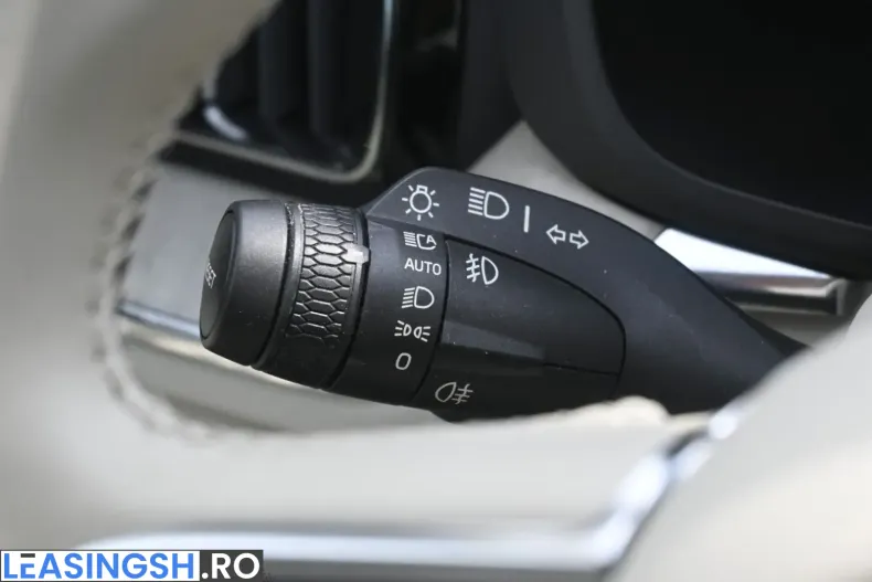 Volvo XC60 din 2023 cu 36.100 km - oferta VOL253876 - foto 19