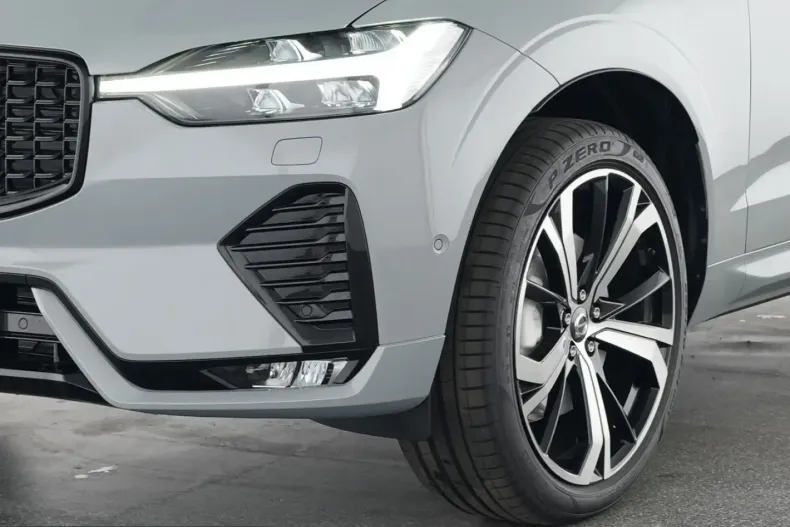 Volvo XC60 din 2025 cu 18.500 km - oferta VOL253878 - foto 10