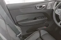 Volvo XC60 din 2025 cu 18.500 km - oferta VOL253878 - foto 12