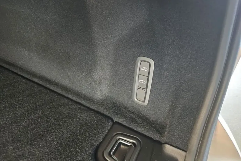 Volvo XC60 din 2024 cu 17.010 km - oferta VOL253879 - foto 16
