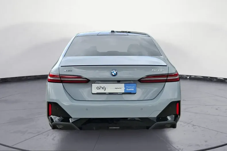 BMW 550 (Seria 5) din 2024 cu 21.360 km - oferta BMW253883 - foto 7