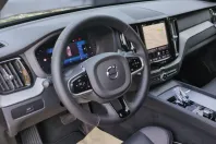 Volvo XC60 din 2024 cu 17.200 km - oferta VOL253889 - foto 9