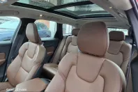 Volvo XC60 din 2022 cu 14.068 km - oferta VOL253892 - foto 3