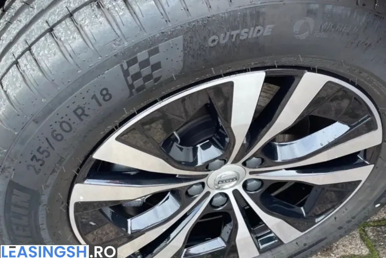 Volvo XC60 din 2022 cu 14.068 km - oferta VOL253892 - foto 9