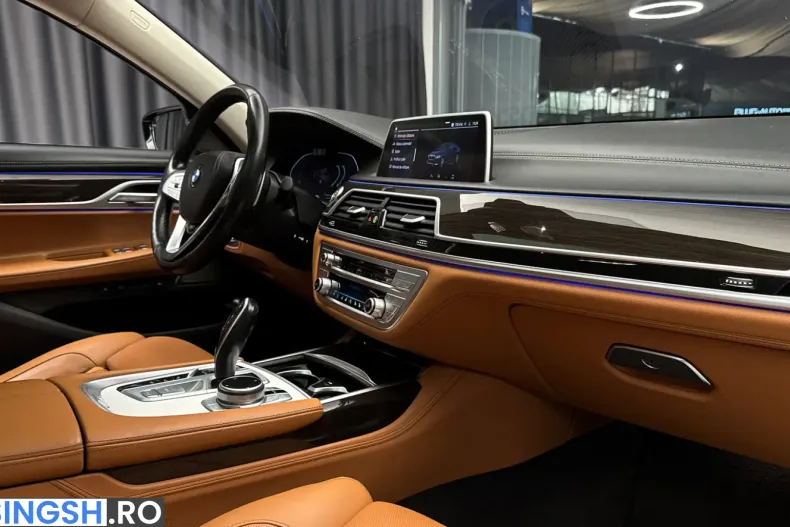 BMW 740 (Seria 7) din 2021 cu 128.875 km - oferta BMW253909 - foto 12