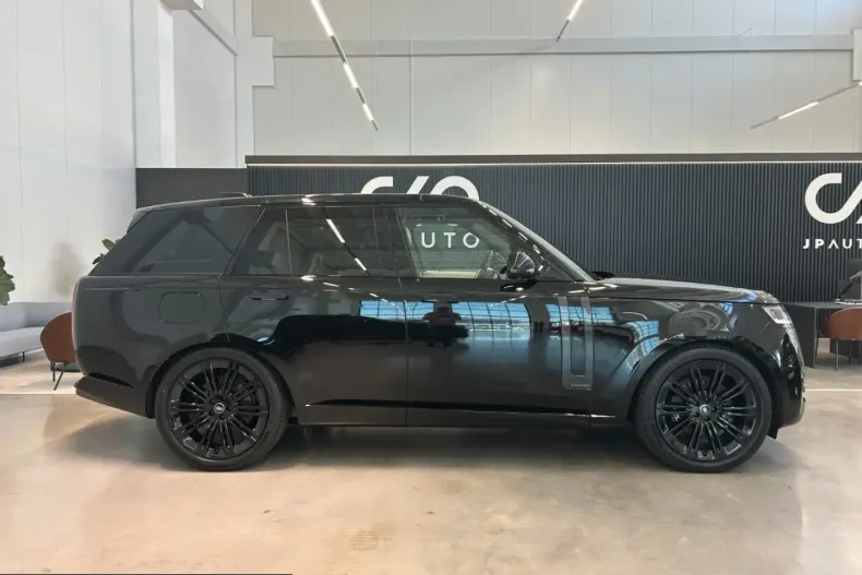 Land Rover Range Rover din 2025 cu 10.330 km - oferta LAN253911 - foto 6