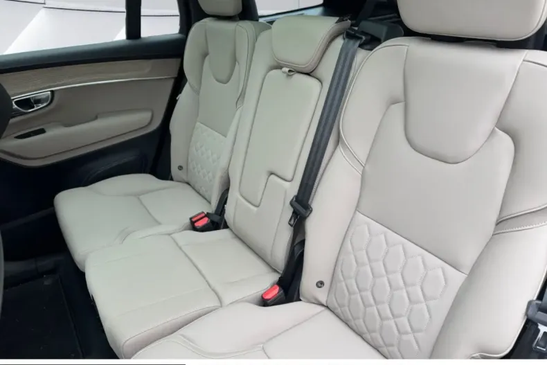 Volvo XC90 din 2025 cu 5.000 km - oferta VOL253917 - foto 3