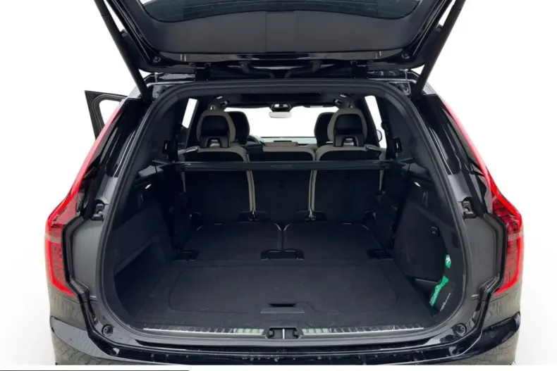 Volvo XC90 din 2025 cu 5.000 km - oferta VOL253917 - foto 14