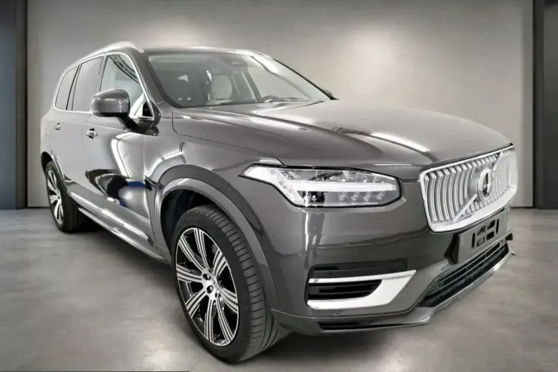 Volvo XC90 din 2022 cu 120.580 km - oferta VOL253927 - foto 3