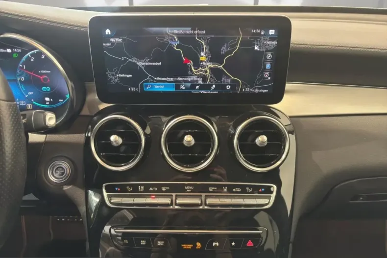 Mercedes-Benz GLC 300 (Clasa GLC) din 2022 cu 74.647 km - oferta MER253940 - foto 9