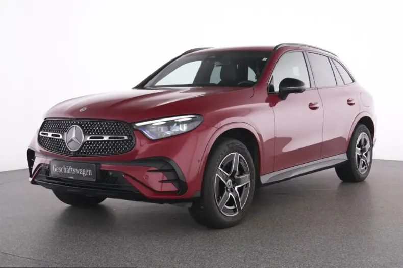 Mercedes-Benz GLC 300 (Clasa GLC) din 2025 cu 9.318 km - oferta MER253941 - foto 1