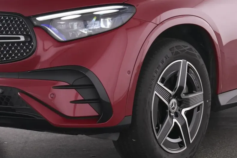 Mercedes-Benz GLC 300 (Clasa GLC) din 2025 cu 9.318 km - oferta MER253941 - foto 8
