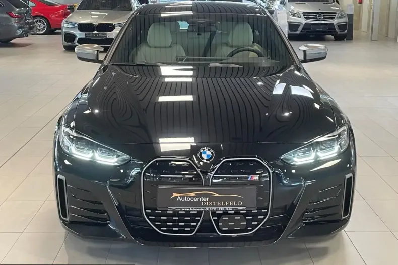 BMW i4 (Seria 4) din 2023 cu 42.972 km - oferta BMW253946 - foto 2