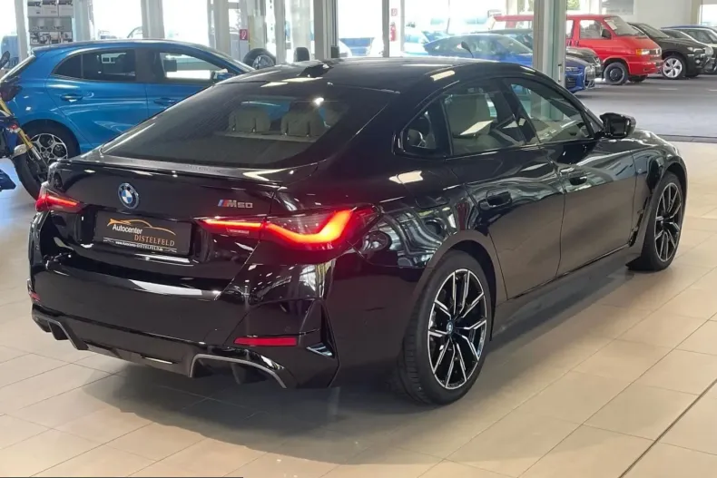 BMW i4 (Seria 4) din 2023 cu 42.972 km - oferta BMW253946 - foto 7