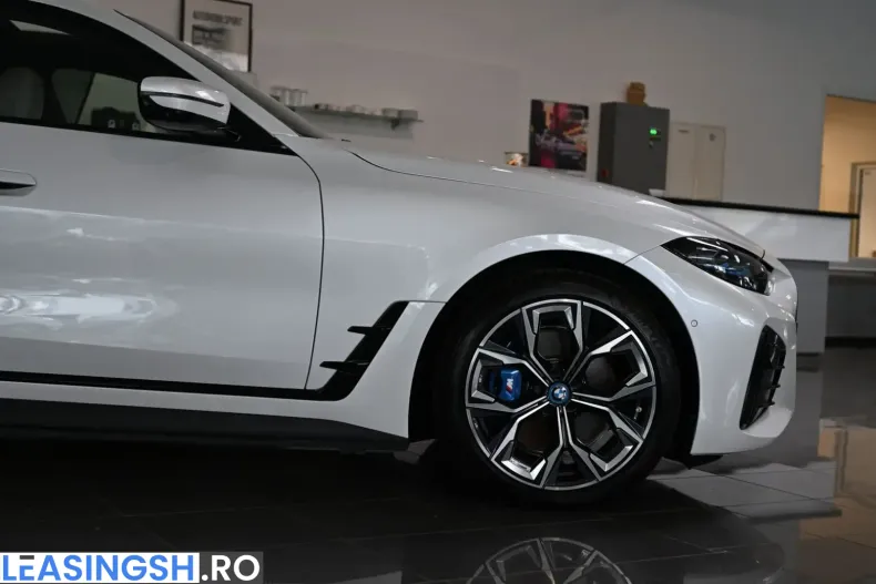 BMW i4 (Seria 4) din 2024 cu 43.100 km - oferta BMW253947 - foto 26