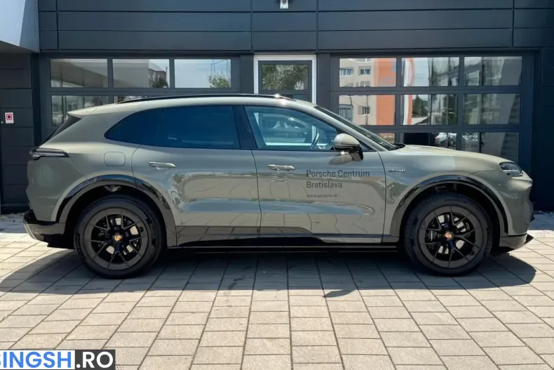 Porsche Cayenne din 2026 cu 7.832 km - oferta POR253951 - foto 8