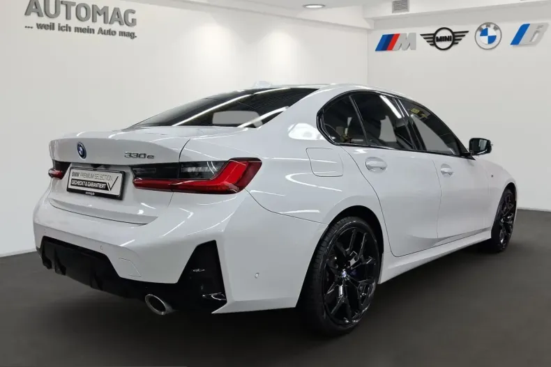 BMW 330 (Seria 3) din 2025 cu 25.242 km - oferta BMW253957 - foto 3