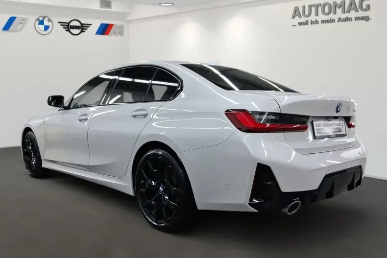 BMW 330 (Seria 3) din 2025 cu 25.242 km - oferta BMW253957 - foto 4