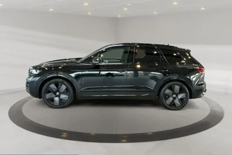 Volkswagen Touareg din 2025 cu 6.450 km - oferta VOL253960 - foto 5