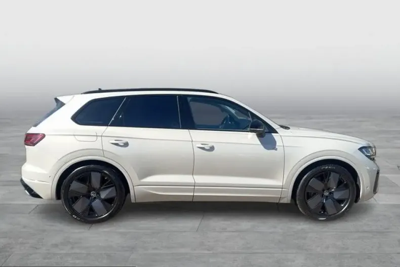 Volkswagen Touareg din 2025 cu 32.000 km - oferta VOL253964 - foto 5