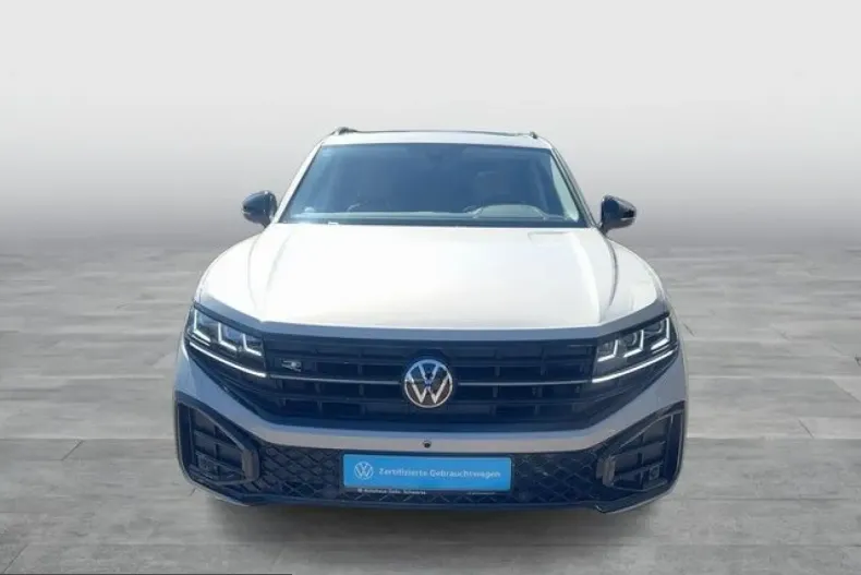 Volkswagen Touareg din 2025 cu 32.000 km - oferta VOL253964 - foto 7