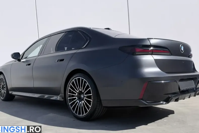 BMW 740 (Seria 7) din 2026 cu 11.000 km - oferta BMW253968 - foto 4
