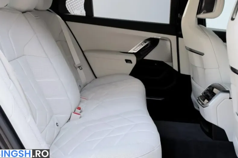 BMW 740 (Seria 7) din 2026 cu 11.000 km - oferta BMW253968 - foto 26