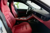 Porsche Taycan din 2023 cu 4.900 km - oferta POR253978 - foto 4
