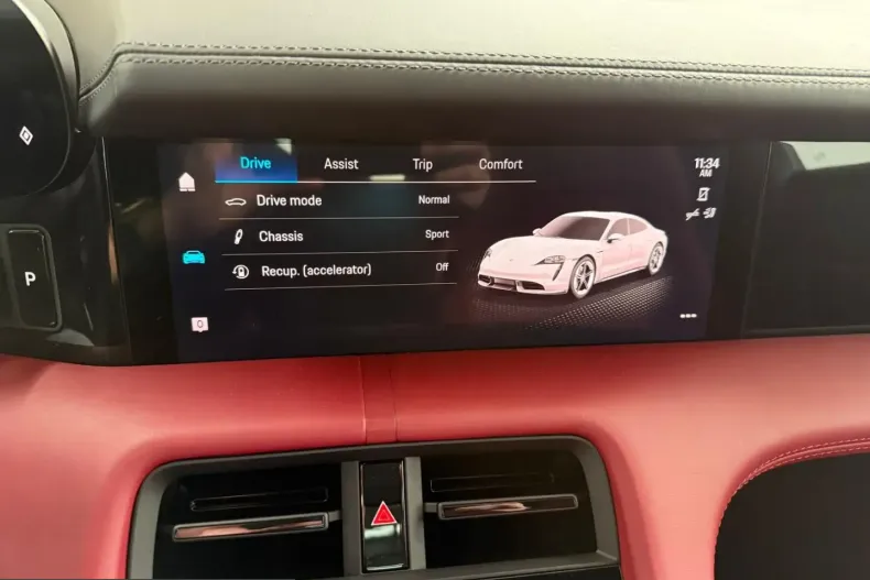 Porsche Taycan din 2023 cu 4.900 km - oferta POR253978 - foto 25