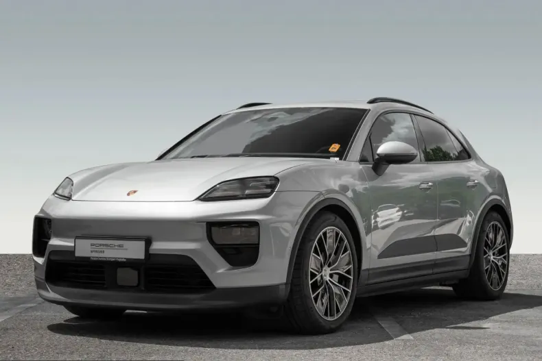 Porsche Macan din 2024 cu 12.300 km - oferta POR253979 - foto 1