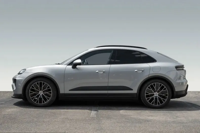 Porsche Macan din 2024 cu 12.300 km - oferta POR253979 - foto 2