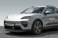 Porsche Macan din 2024 cu 12.300 km - oferta POR253979 - foto 9