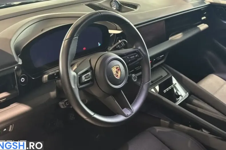 Porsche Macan din 2024 cu 12.322 km - oferta POR253981 - foto 16