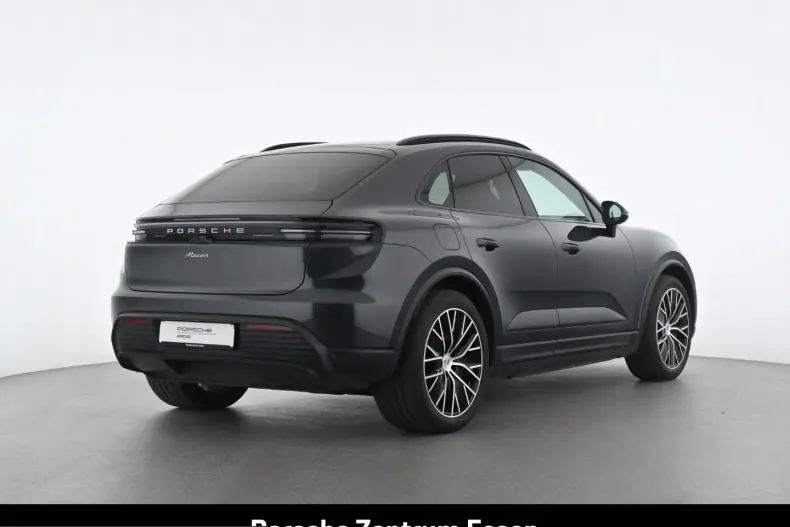 Porsche Macan din 2024 cu 18.949 km - oferta POR253982 - foto 4