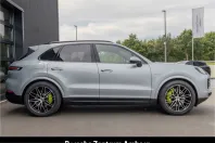 Porsche Cayenne din 2025 cu 16.800 km - oferta POR253983 - foto 6