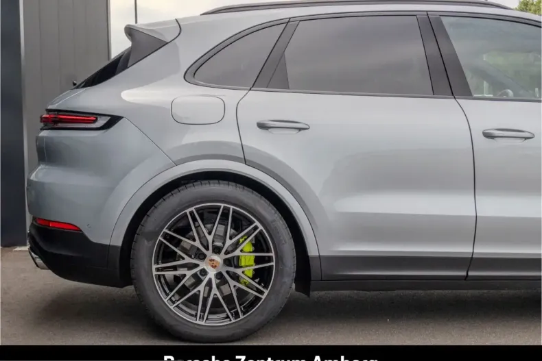 Porsche Cayenne din 2025 cu 16.800 km - oferta POR253983 - foto 12