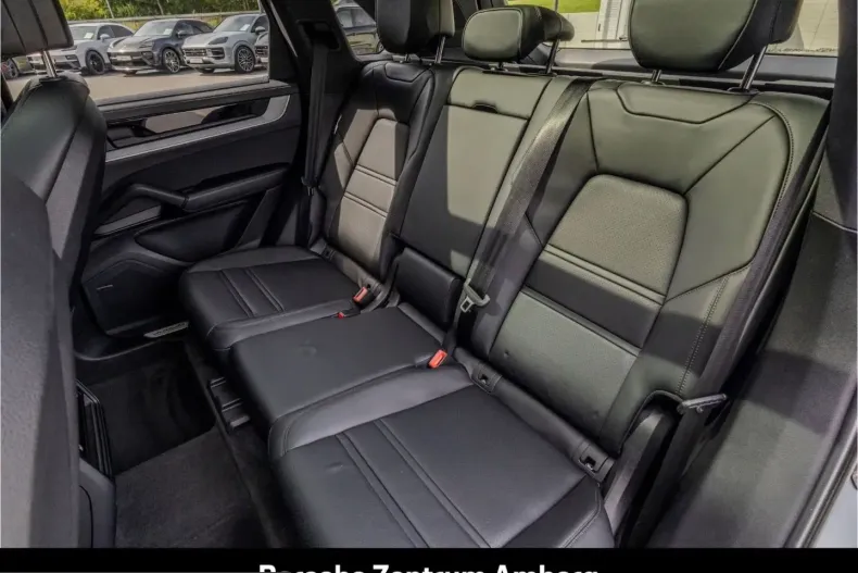 Porsche Cayenne din 2025 cu 16.800 km - oferta POR253983 - foto 19