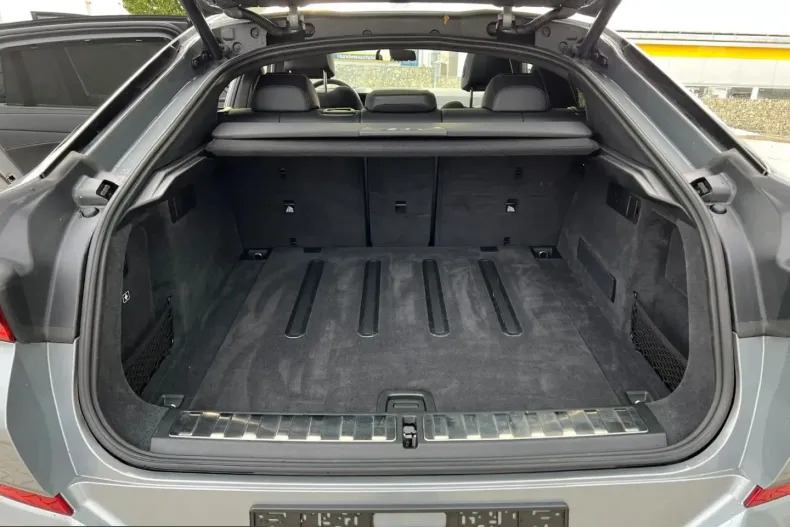 BMW X6 (Seria X) din 2025 cu 12.800 km - oferta BMW253986 - foto 12