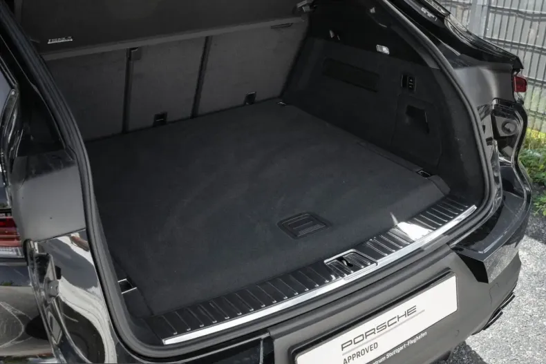 Porsche Cayenne din 2025 cu 12.600 km - oferta POR254007 - foto 19