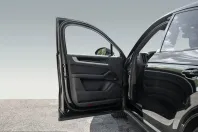 Porsche Cayenne din 2025 cu 12.600 km - oferta POR254007 - foto 20
