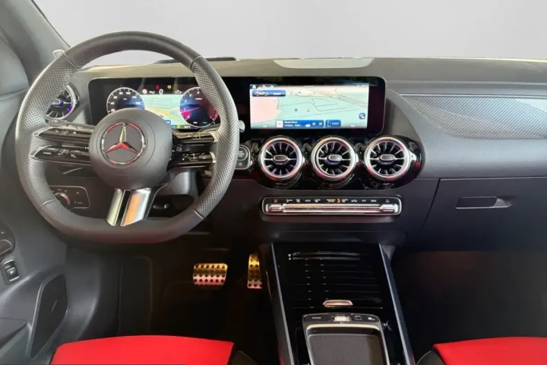 Mercedes-Benz GLA 250 (Clasa GLA) din 2025 cu 4.878 km - oferta MER254009 - foto 10