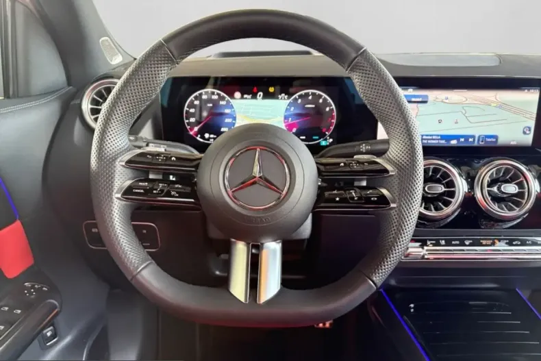 Mercedes-Benz GLA 250 (Clasa GLA) din 2025 cu 4.878 km - oferta MER254009 - foto 12