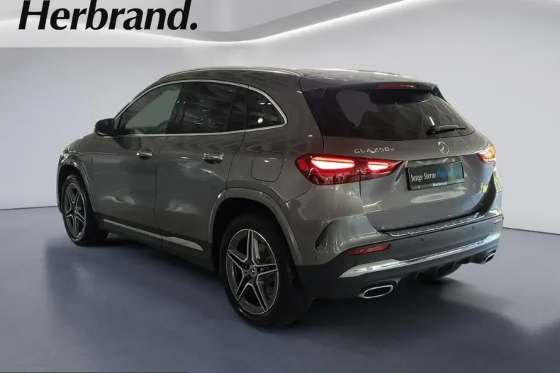 Mercedes-Benz GLA 250 (Clasa GLA) din 2025 cu 11.836 km - oferta MER254010 - foto 4