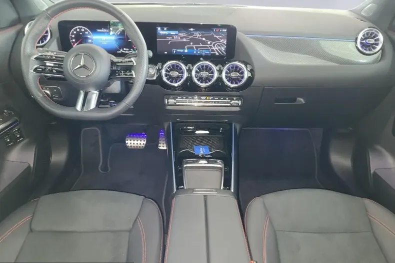 Mercedes-Benz GLA 250 (Clasa GLA) din 2025 cu 11.836 km - oferta MER254010 - foto 8